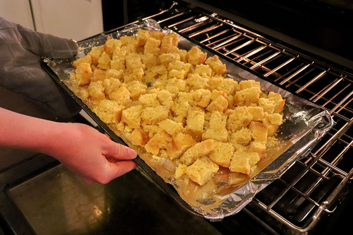 cooking cornbread in oven